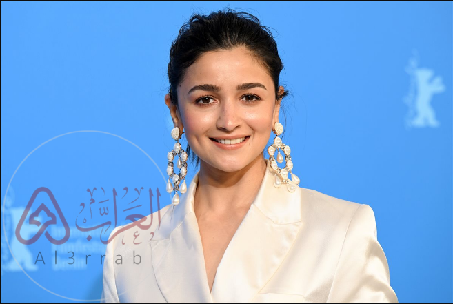 ما هي ديانة عليا بهات؟ الحقيقة الكاملة عن ديانتها وأصولها