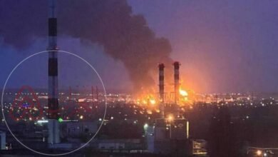 اندلاع حريق في مستودع نفط بمدينة فورونينج الروسية فيديو