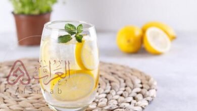 فوائد الليمون والماء الدافئ قبل النوم