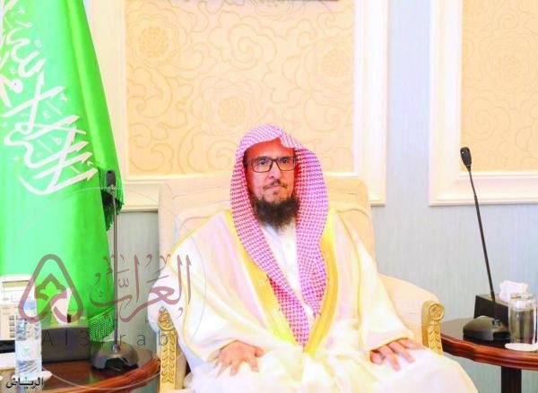 من هو يوسف بن سعيد خطيب عرفة هذا العام 1448