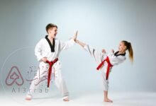 الترجمه الحرفيه للكاراتيه هي اليد ال من خمس حروف