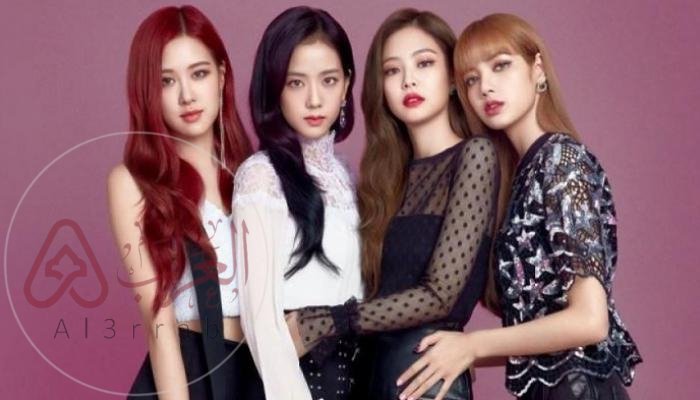 كم اعمار فرقة بلاك بينك 2026