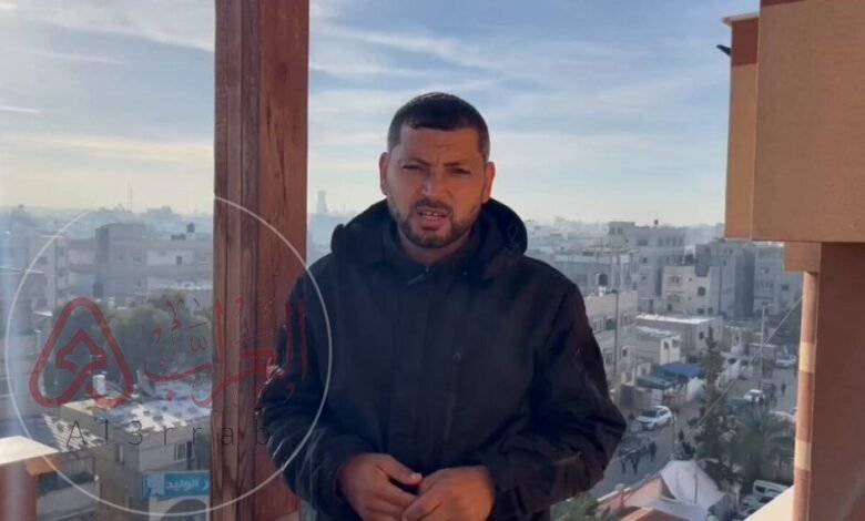 من هو اسماعيل ابو عمر مراسل الجزيرة الذي بُترت قدمه اليوم