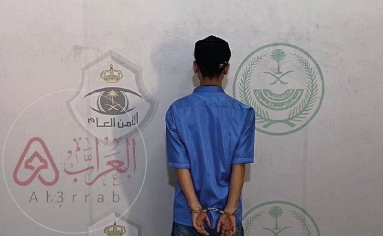 فيديو مقيم يمني يعتدي علي فتاة سعودية في جدة كامل قبل الحذف