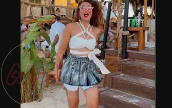 فيديو هيدي كرم ترقص بـ جيبة قصيرة تثير الجدل