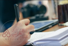 إن وحدة النظام الدولي في القياس المتري التي يمكن استخدامها لوصف الدلافين هي البوصة.