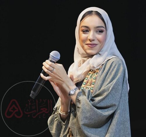 من هي زينة عماد ويكيبيديا زوجها جنسيتها عمرها