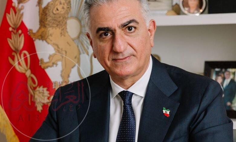 من هو رضا بهلوي نجل شاه إيران؟أسرار حياة ولي عهد إيران السابق