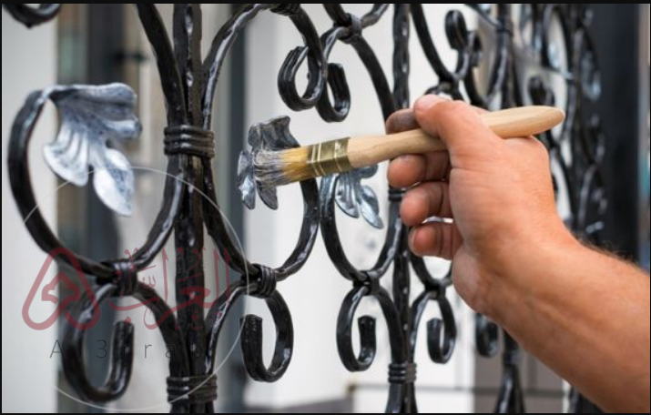 المينا احدى الخامات اللونية التي يمكن استخدامها في تلوين الاسطح المعدنية